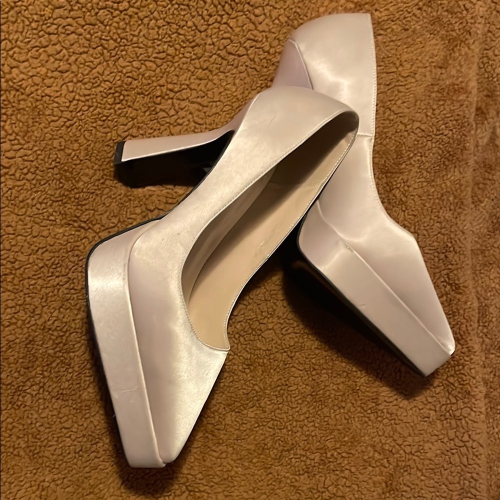 Elegant Cream Women's Heels
